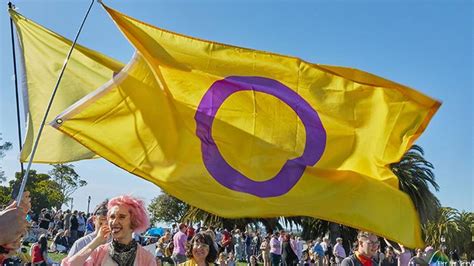 8 Misconceptions, Myths About Being Intersex。